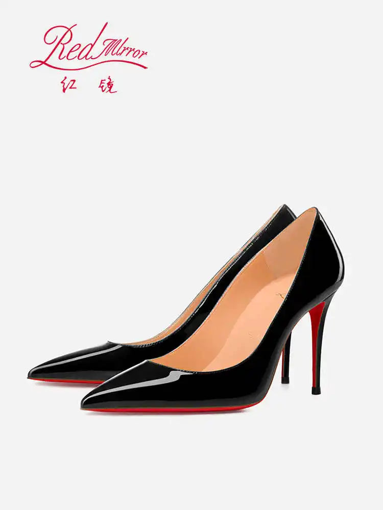 Vintage-Inspired Pointed-Toe Pumps