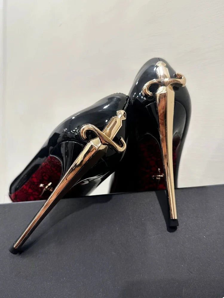Vintage-Inspired Velvet & Leather-Look Pumps