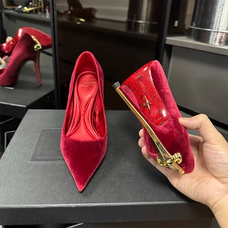 Vintage-Inspired Velvet & Leather-Look Pumps
